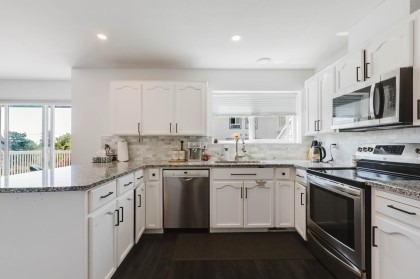 Photo 11 at 40 - 1355 Citadel Drive, Citadel PQ, Port Coquitlam
