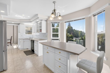Photo 9 at 23836 Zeron Avenue, Albion, Maple Ridge