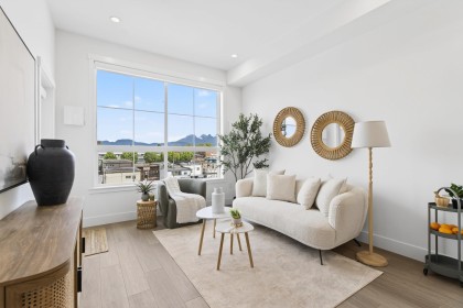 Photo 6 at 202 - 22348 North Avenue, West Central, Maple Ridge