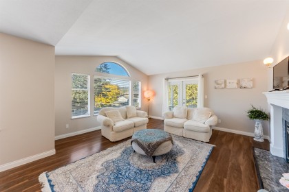 Photo 5 at 2287 Stafford Avenue, Mary Hill, Port Coquitlam