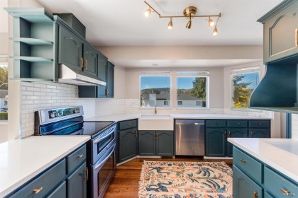 Photo 8 at 2287 Stafford Avenue, Mary Hill, Port Coquitlam
