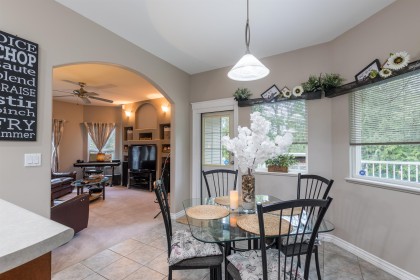 Photo 13 at 24725 130a Avenue, Websters Corners, Maple Ridge