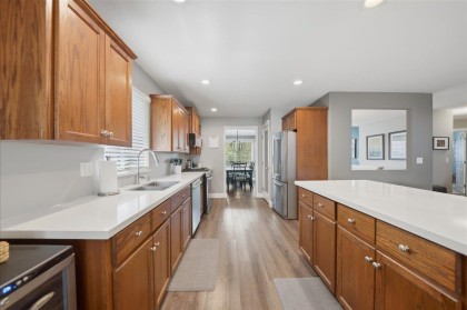 Photo 11 at 23659 Rock Ridge Drive, Silver Valley, Maple Ridge