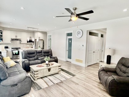 Photo 6 at 23912 Dewdney Trunk Road, Cottonwood MR, Maple Ridge