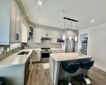 Photo 3 at 23912 Dewdney Trunk Road, Cottonwood MR, Maple Ridge