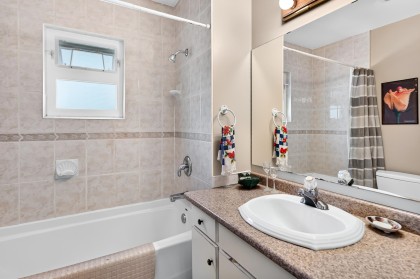 Photo 22 at 21437 122 Avenue, West Central, Maple Ridge