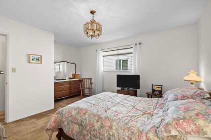 Photo 17 at 23410 Nightingale Avenue, Cottonwood MR, Maple Ridge