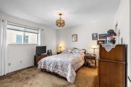 Photo 14 at 23410 Nightingale Avenue, Cottonwood MR, Maple Ridge