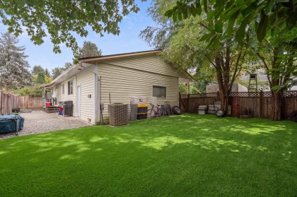 Photo 16 at 22760 Balabanian Circle, East Central, Maple Ridge
