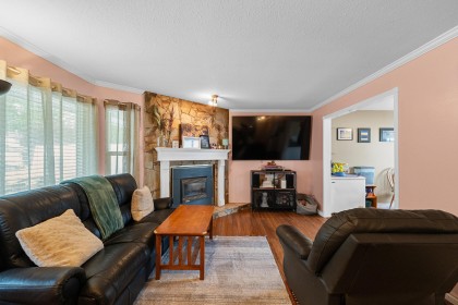 Photo 3 at 22760 Balabanian Circle, East Central, Maple Ridge
