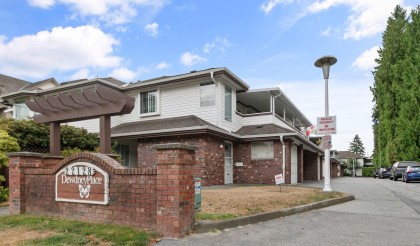 Photo 1 at 21 - 22128 Dewdney Trunk Road, West Central, Maple Ridge