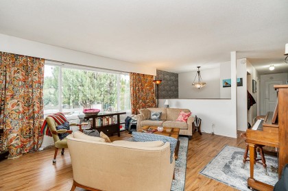 Photo 7 at 3067 Newberry Street, Birchland Manor, Port Coquitlam