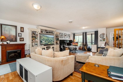 Photo 14 at 3067 Newberry Street, Birchland Manor, Port Coquitlam