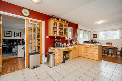 Photo 11 at 3067 Newberry Street, Birchland Manor, Port Coquitlam