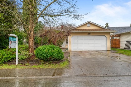 Photo 6 at 11937 237a Street, Cottonwood MR, Maple Ridge