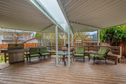 Photo 32 at 11937 237a Street, Cottonwood MR, Maple Ridge