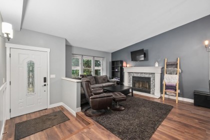 Photo 10 at 11937 237a Street, Cottonwood MR, Maple Ridge