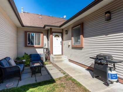 Photo 3 at 32 - 23151 Haney Bypass, East Central, Maple Ridge