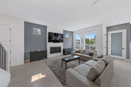 Photo 7 at 11315 230 Street, East Central, Maple Ridge
