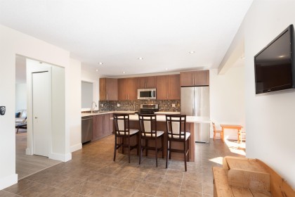 Photo 9 at 138 - 1140 Castle Crescent, Citadel PQ, Port Coquitlam
