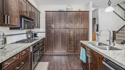 Photo 2 at 51 - 22865 Telosky Avenue, East Central, Maple Ridge
