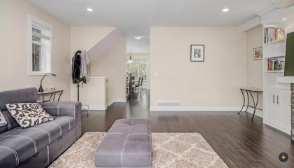 Photo 10 at 51 - 22865 Telosky Avenue, East Central, Maple Ridge