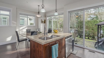 Photo 4 at 51 - 22865 Telosky Avenue, East Central, Maple Ridge