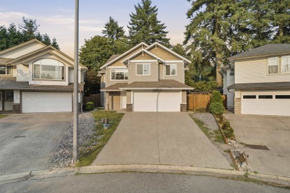 Photo 1 at 33883 Hollister Place, Mission BC, Mission