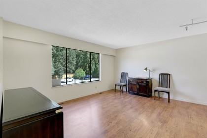 Photo 2 at 1440 Kamloops Place, Lincoln Park PQ, Port Coquitlam