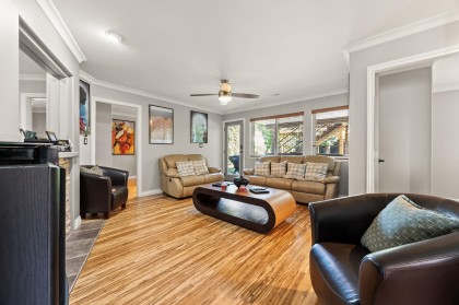 Photo 8 at 11870 236b Street, Cottonwood MR, Maple Ridge
