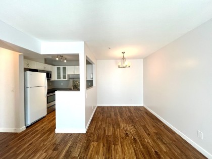 Photo 1 at 307 - 11671 Fraser Street, East Central, Maple Ridge