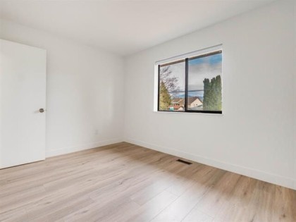 Photo 4 at 22793 Reid Avenue, East Central, Maple Ridge