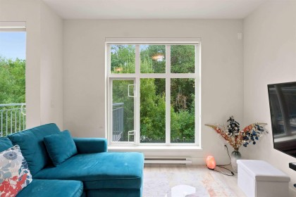 Photo 9 at 38 - 24076 112 Avenue, Cottonwood MR, Maple Ridge