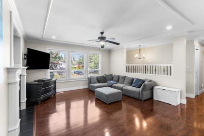 Photo 5 at 1949 Taylor Street, Lower Mary Hill, Port Coquitlam