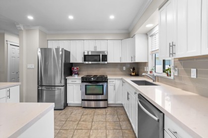 Photo 10 at 1949 Taylor Street, Lower Mary Hill, Port Coquitlam