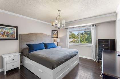 Photo 14 at 1949 Taylor Street, Lower Mary Hill, Port Coquitlam