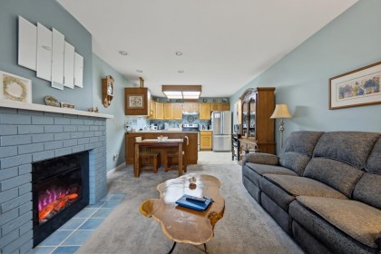 Photo 7 at 7 - 18960 Advent Road, Central Meadows, Pitt Meadows