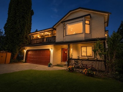 Photo 3 at 12183 234 Street, East Central, Maple Ridge