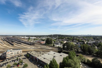 Photo 16 at 2106 - 2789 Shaughnessy Street, Central Pt Coquitlam, Port Coquitlam