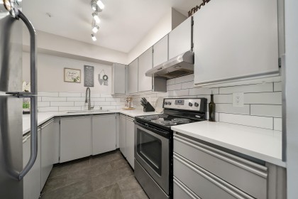 Photo 12 at 204 - 11671 Fraser Street, East Central, Maple Ridge
