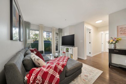 Photo 5 at 204 - 11671 Fraser Street, East Central, Maple Ridge