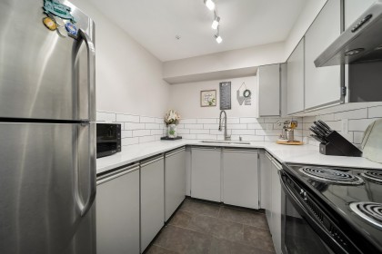 Photo 15 at 204 - 11671 Fraser Street, East Central, Maple Ridge