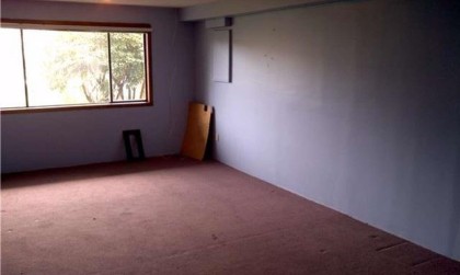 Photo 2 at 1810 Taylor Street, Lower Mary Hill, Port Coquitlam
