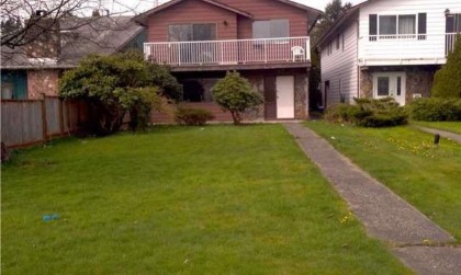 Photo 1 at 1810 Taylor Street, Lower Mary Hill, Port Coquitlam