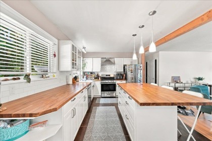 Photo 6 at 1617 Stella Place, Mary Hill, Port Coquitlam