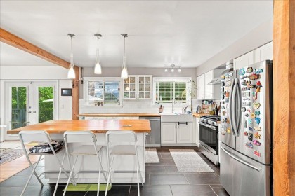 Photo 7 at 1617 Stella Place, Mary Hill, Port Coquitlam
