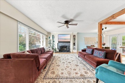 Photo 3 at 1617 Stella Place, Mary Hill, Port Coquitlam