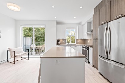 Photo 5 at 74 - 24076 112 Avenue, Cottonwood MR, Maple Ridge