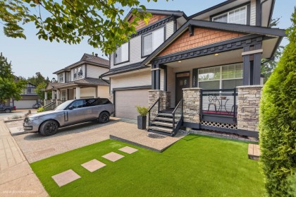 Photo 3 at 10095 241a Street, Albion, Maple Ridge