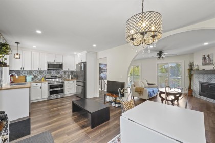 Photo 1 at 34941 Douglas Avenue, Hatzic, Mission